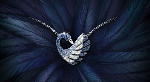 光影交錯(cuò)間，珠寶綻放永恒魅力